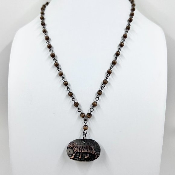 Up-Cycled - Tigers Eye Beaded Necklace Reversable Tiger Pendant 16” Necklace - Picture 2 of 7